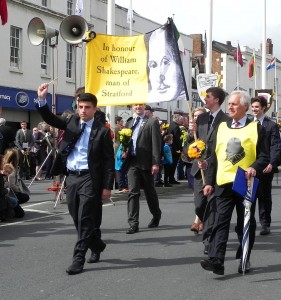 The parading of "Shakespeare's Quill" in the 2014 Birthday Procession