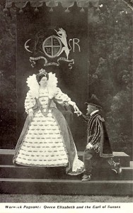 Postcard of Queen Elizabeth and the Earl of Sussex, from the Warwick Pageant