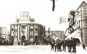 The Market House decked out for Shakespeare's Birthday Celebrations, around 1908