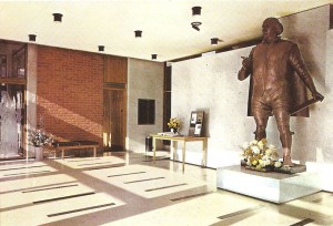The entrance hall of the 1964 Shakespeare Centre