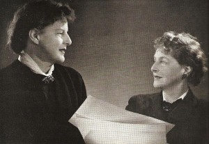 Margaret and Sophia Harris: Two-thirds of the Motley design team, in 1955.
