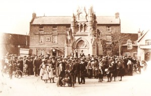 The suffragettes meeting in Stratford, 16 July 1913