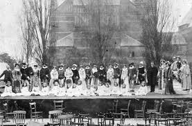 The cast of Pan's Anniversary, 1905
